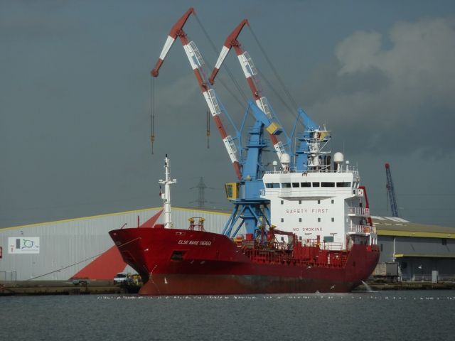 Else marie theresa - quai des darses - 17 novembre 2011.JPG